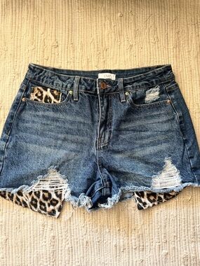 YMI Y2K Distressed Denim Shorts Leopard Lining Size 9